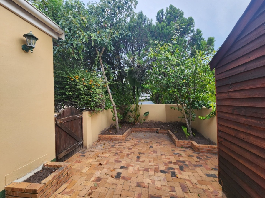 2 Bedroom Property for Sale in King George Park Western Cape